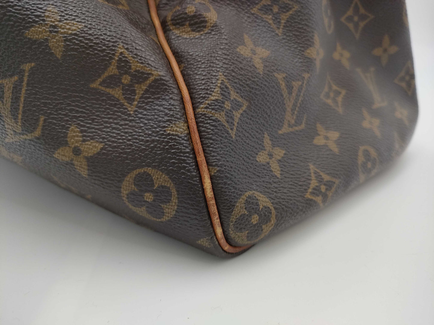 LOUIS VUITTON Monogram Speedy 35 Boston Bag