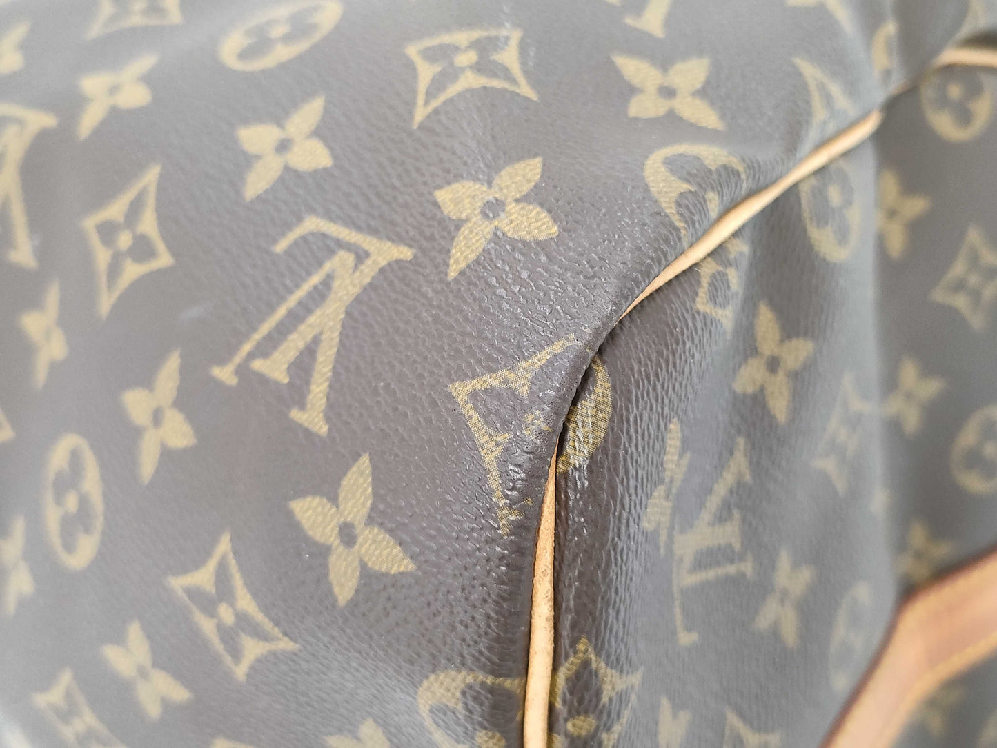 LOUIS VUITTON Monogram Keepall Bandouliere 55 Boston Bag