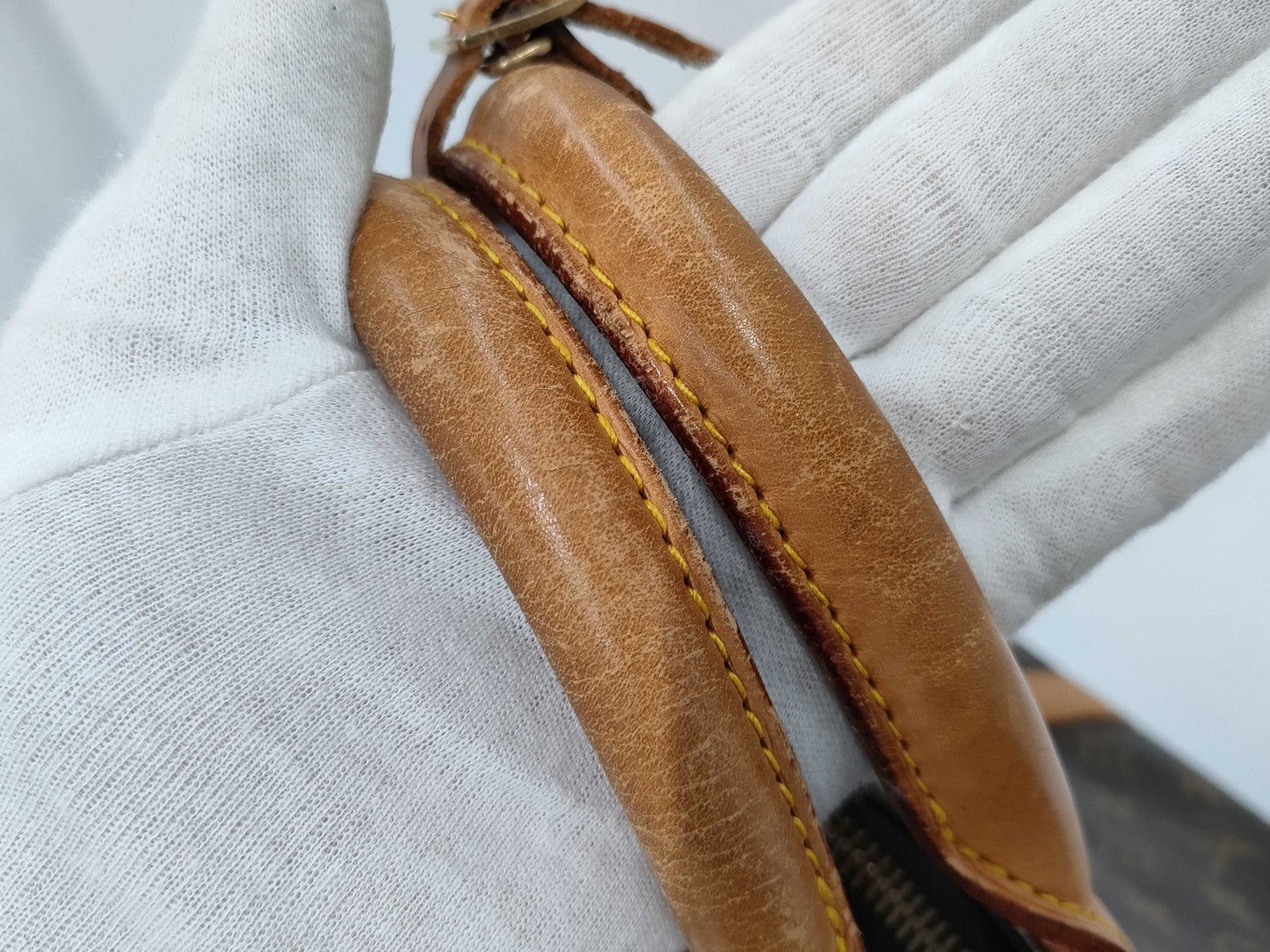 LOUIS VUITTON Monogram Keepall Bandouliere 55 Boston Bag