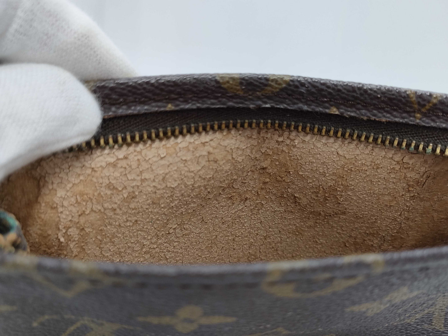 LOUIS VUITTON Monogram Pouch Pouch