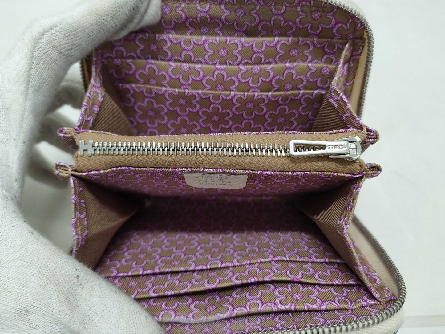 HERMES U Azap Compact Silkin Wallet