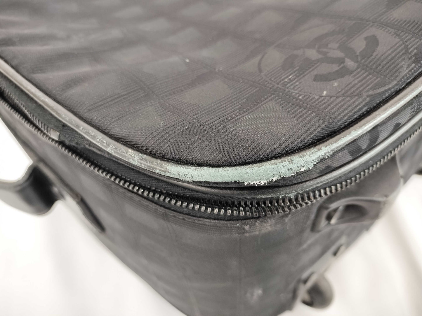 LOUIS VUITTON Monogram Sac Gibier Carry Bag
