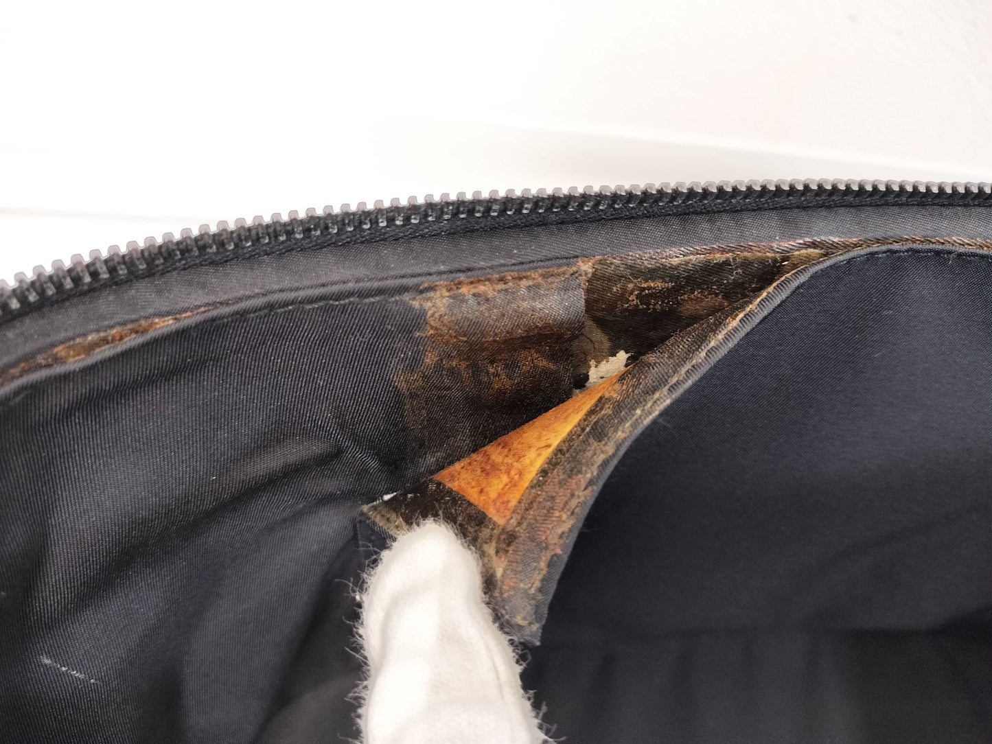 LOUIS VUITTON Monogram Sac Gibier Carry Bag