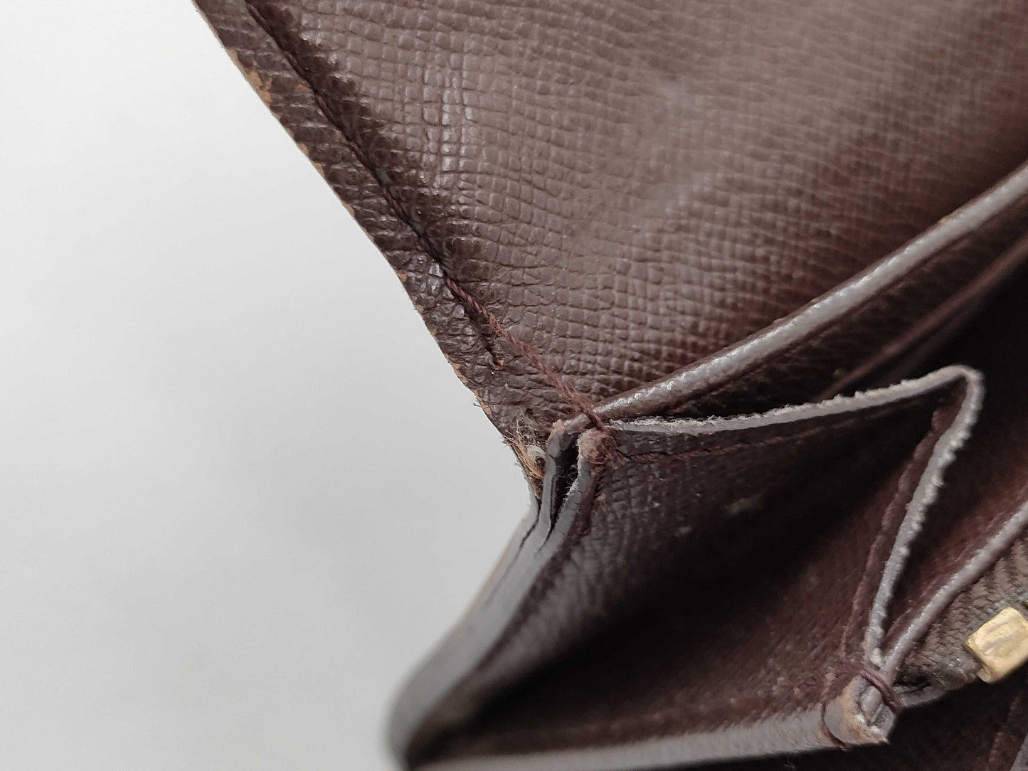LOUIS VUITTON Damier Portefeuille Sarah Wallet