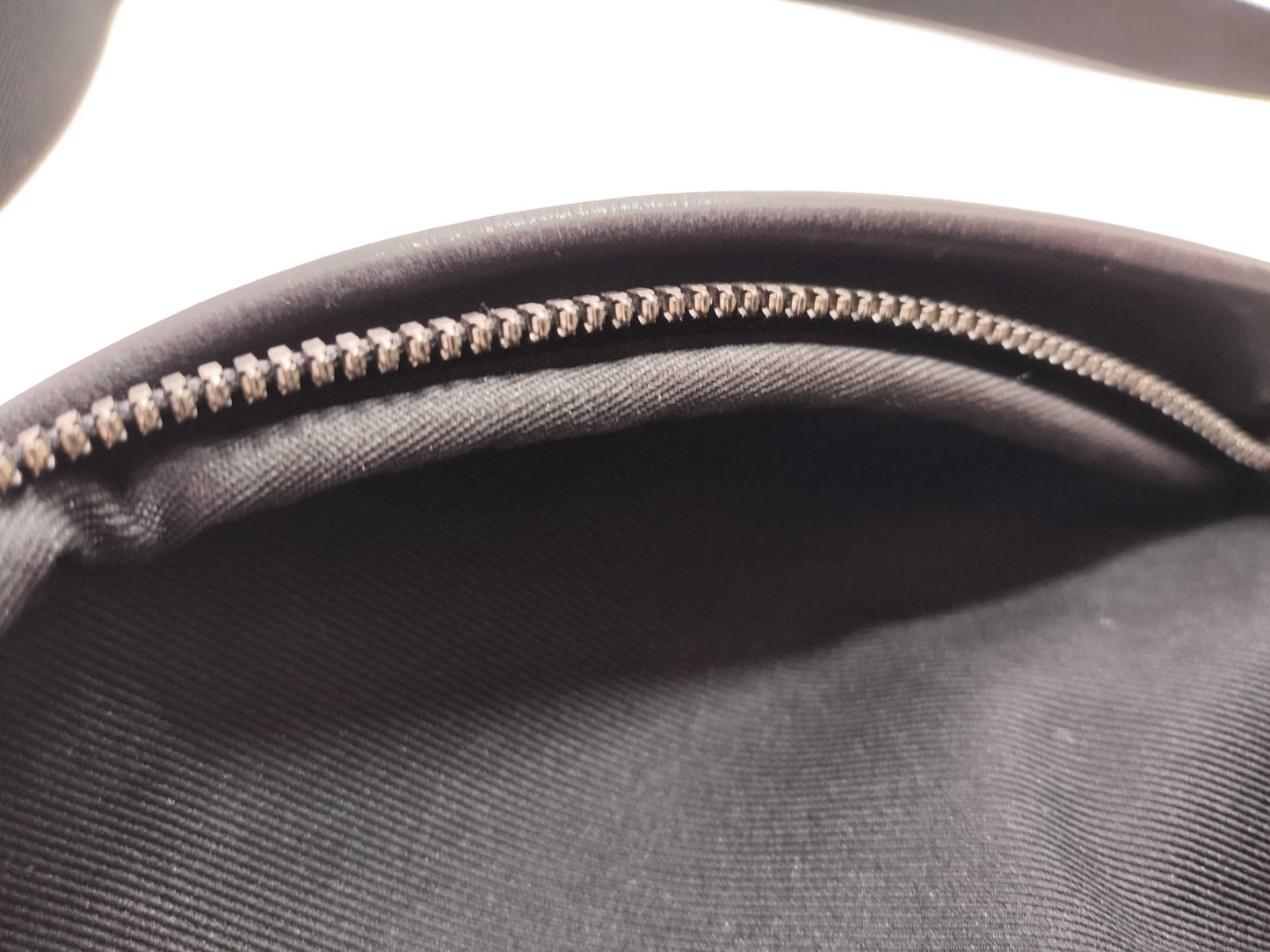 LOUIS VUITTON Monogram M46035 Discovery Bumbag Waist Bag