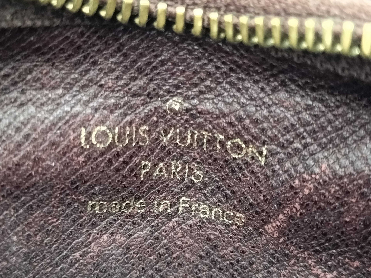 LOUIS VUITTON Pochette Cle Pouch