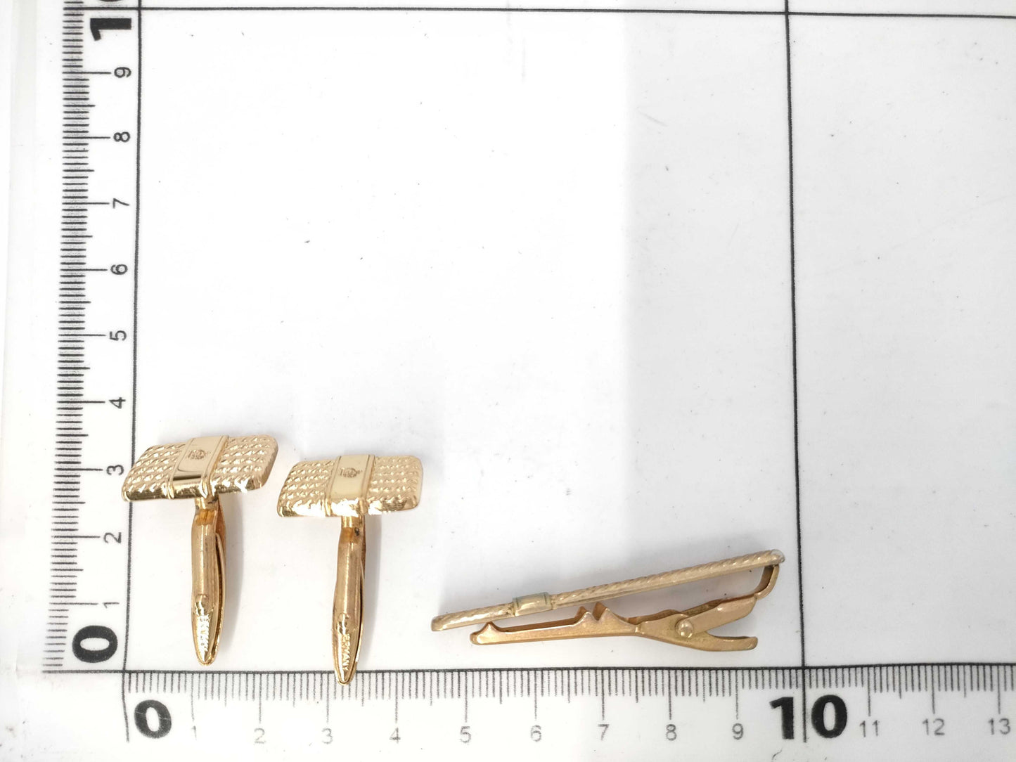 Dior Gold Logo Tie Pin Cufflinks Set Other Accessories