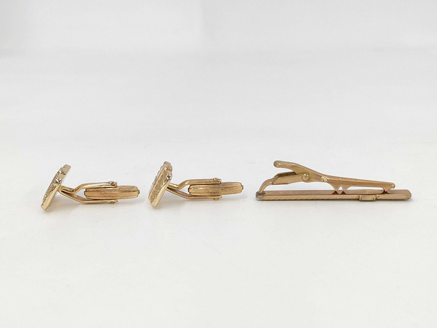Dior Gold Logo Tie Pin Cufflinks Set Other Accessories