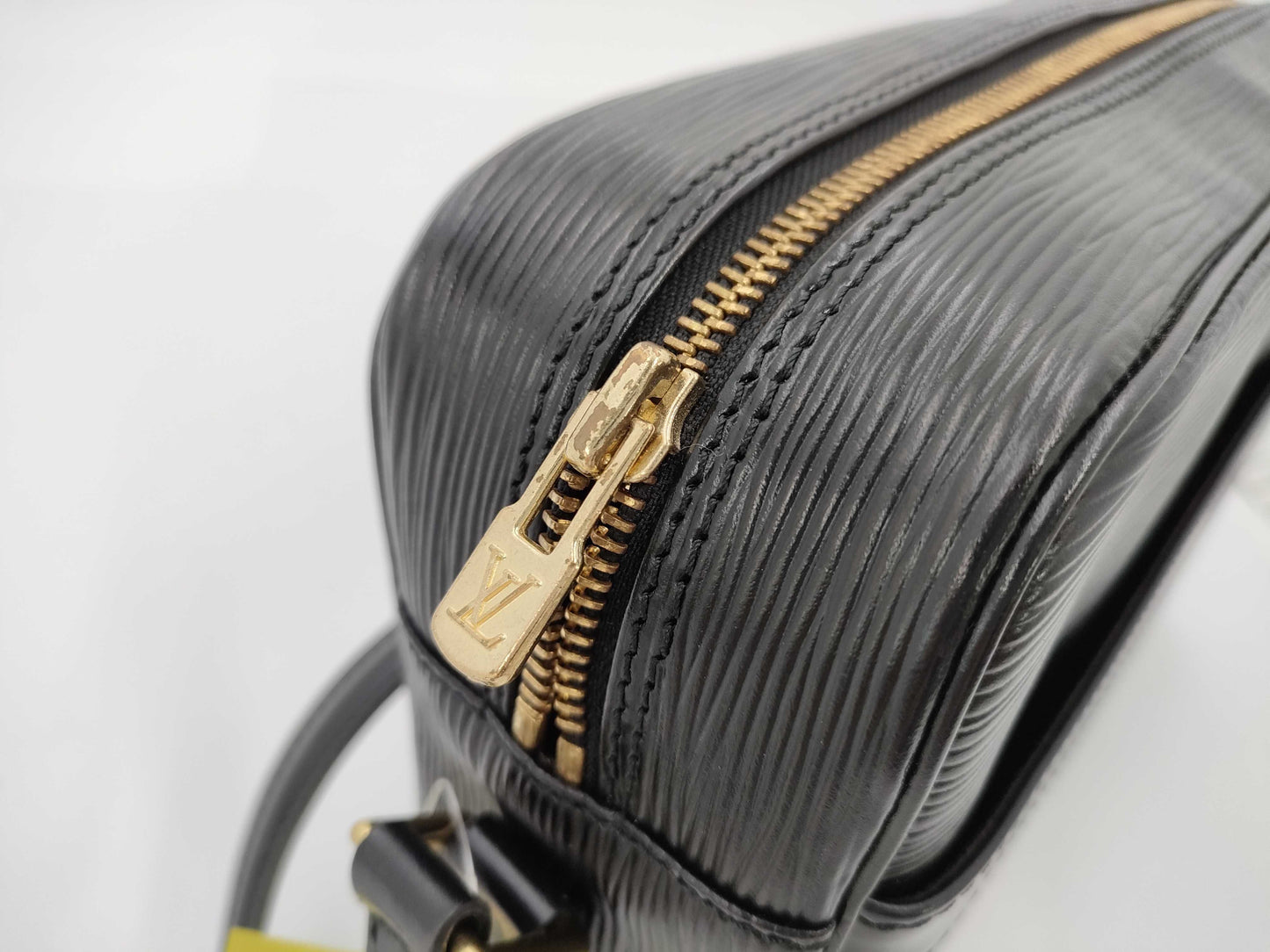 LOUIS VUITTON Epi M52302 Trocadero/Noir Shoulder Bag