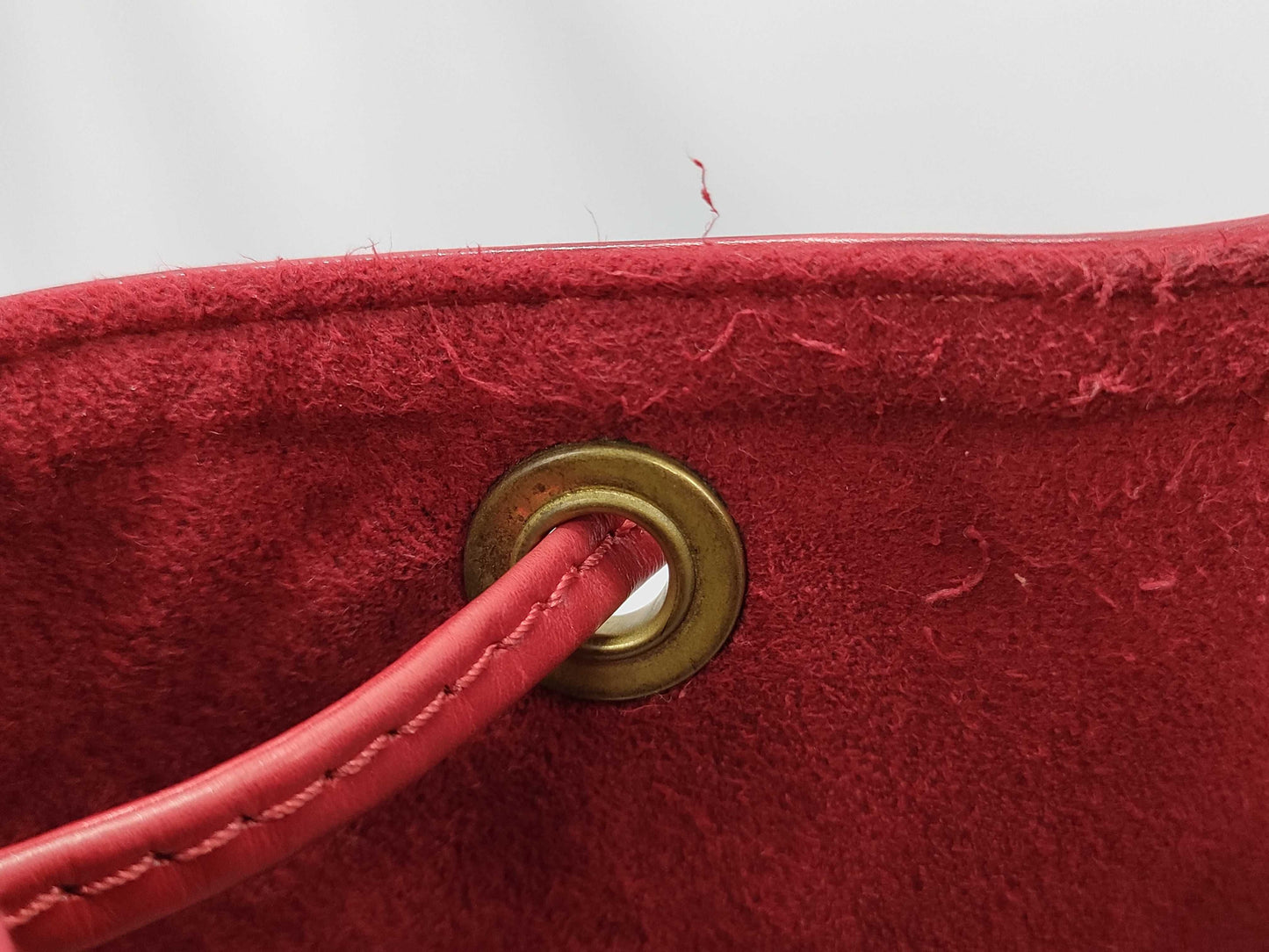 LOUIS VUITTON Epi Noe Shoulder Bag