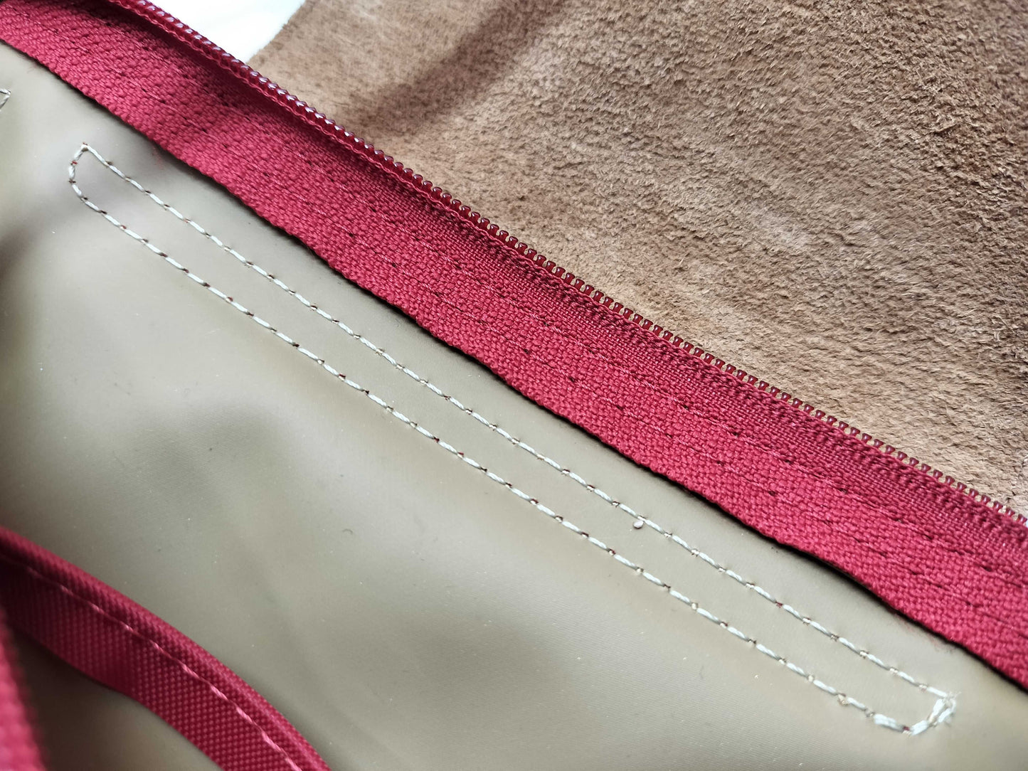 LONG CHAMP Pliage M Red Tote Bag