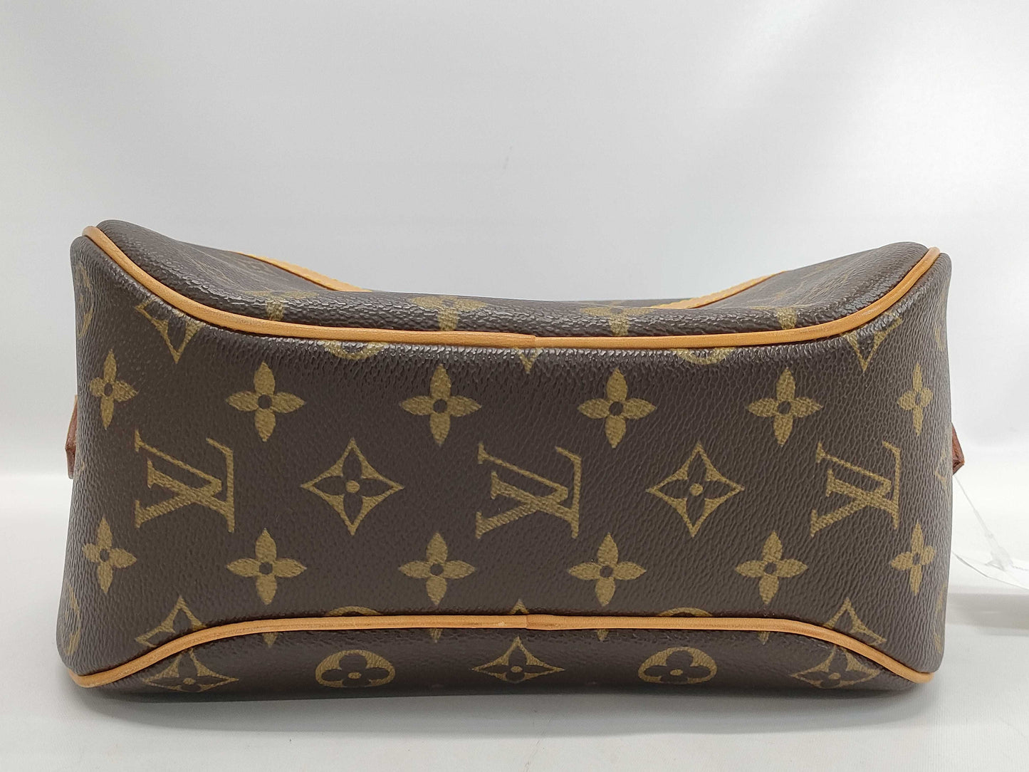 LOUIS VUITTON BA1026 Monogram M51221 Blois Shoulder Bag