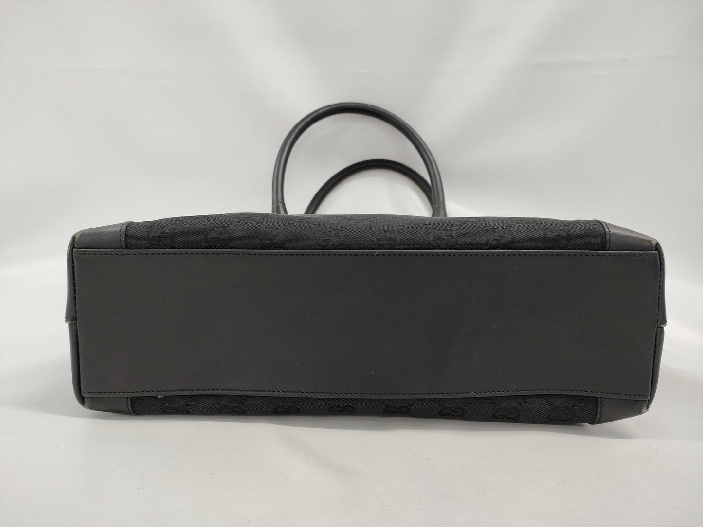 GUCCI GG Canvas Hand Tote Bag 33890