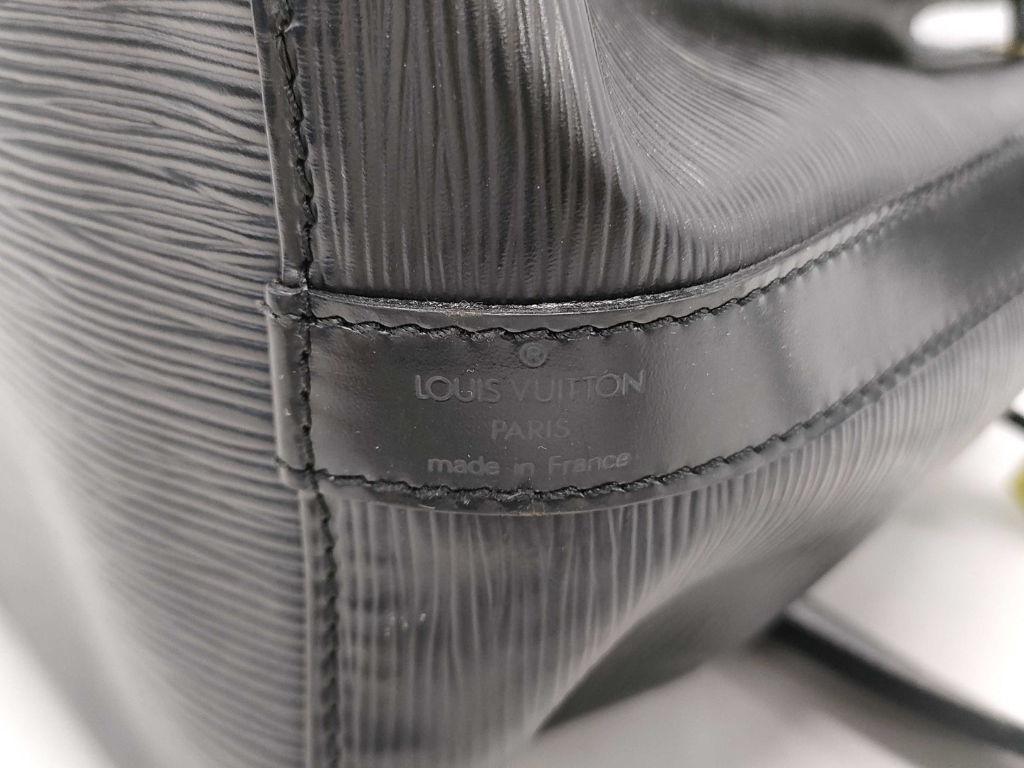 LOUIS VUITTON Epi Petit Noe Shoulder Bag