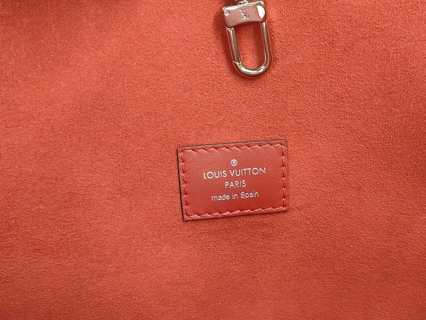 LOUIS VUITTON Epi Neverfull MM Tote Bag