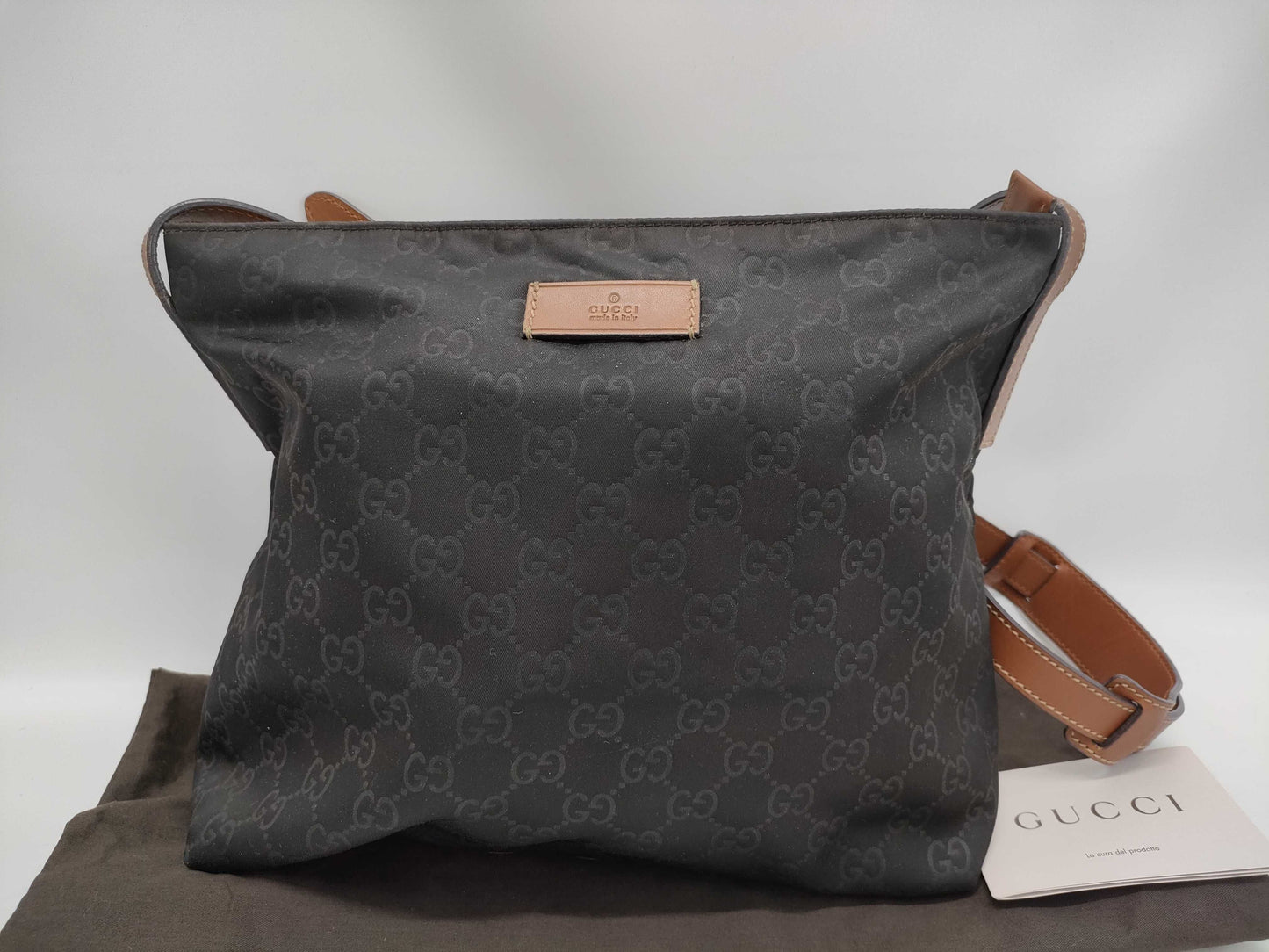 GUCCI 314529 204046 GG Nylon Shoulder Bag