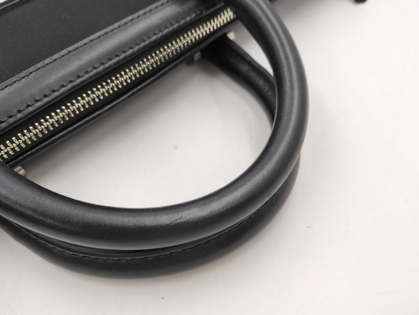 BURBERRY 2-way business bag
