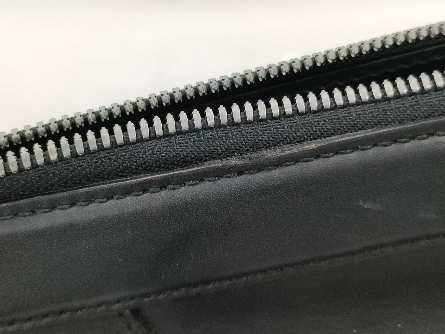 Salvatore Ferragamo Gancini AU-21 5819 Leather Tote Bag