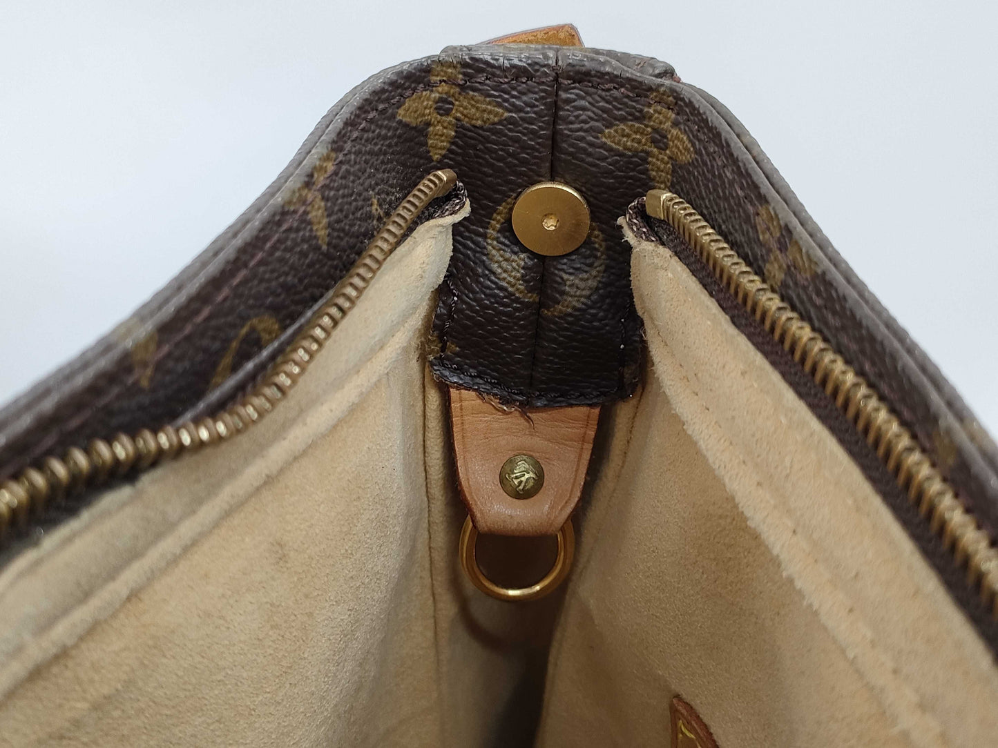 LOUIS VUITTON Monogram M51145 Monogram Looping GM Tote Bag