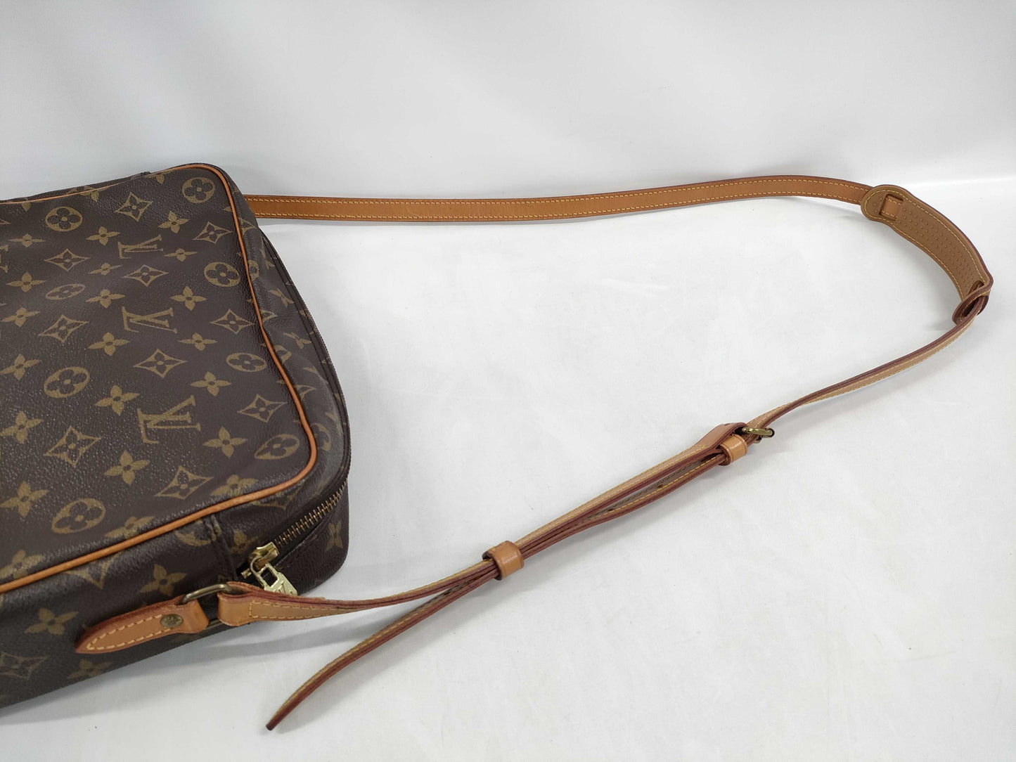 LOUIS VUITTON Monogram Trocadero 30 Shoulder Bag