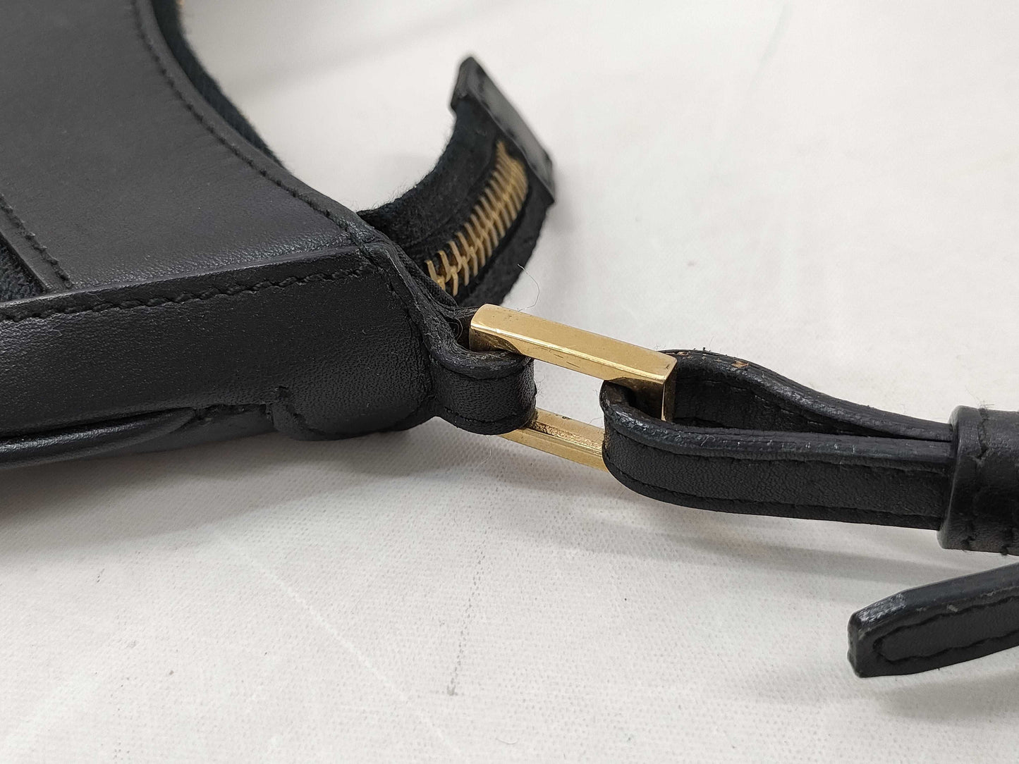GUCCI GG One-Shoulder Shoulder Bag
