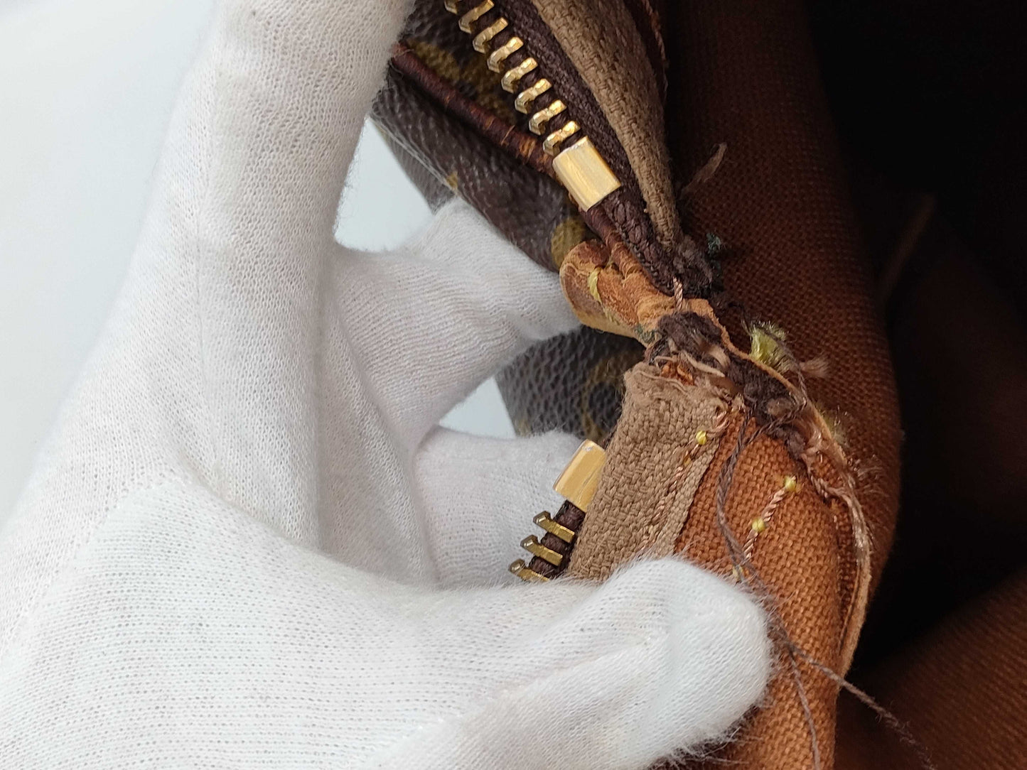 LOUIS VUITTON Monogram Sax Souple Boston Bag
