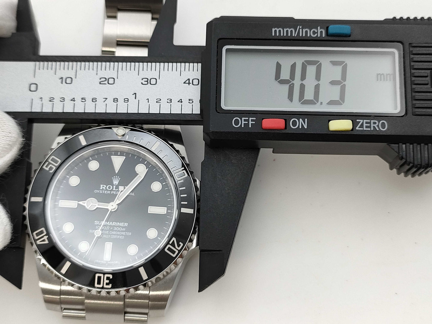 ROLEX 114060 46HQ2149 Black Dial Men's Watch