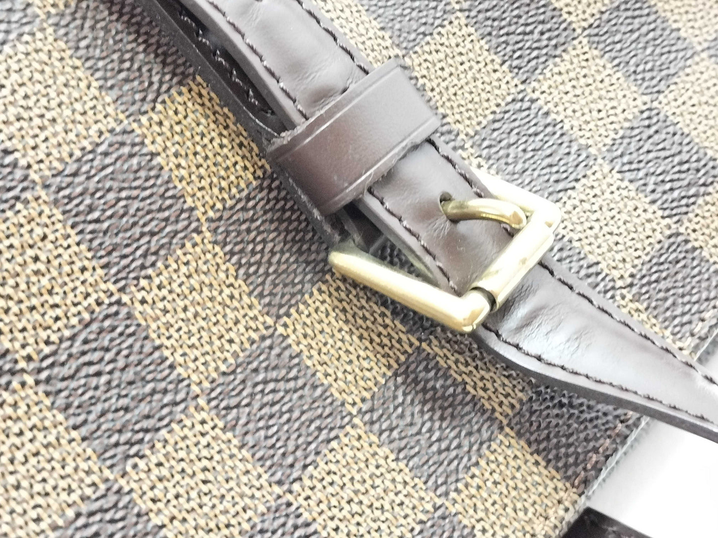 LOUIS VUITTON Damier Chelsea Tote Bag