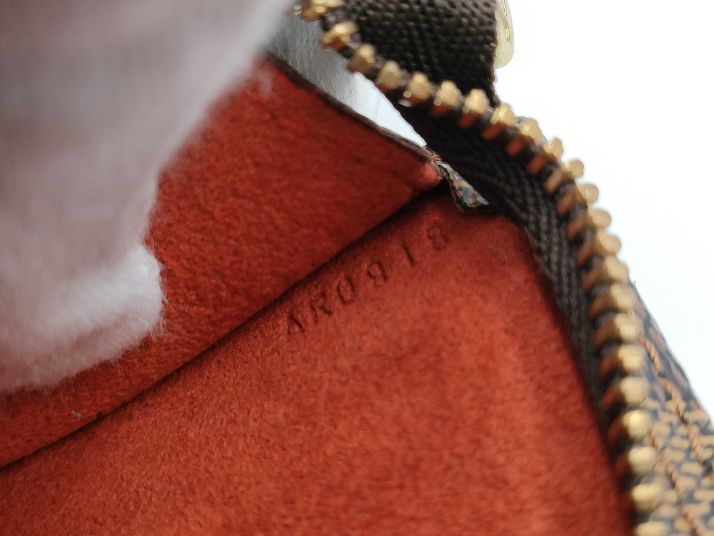 LOUIS VUITTON AR0918 Damier Pouch Pouch