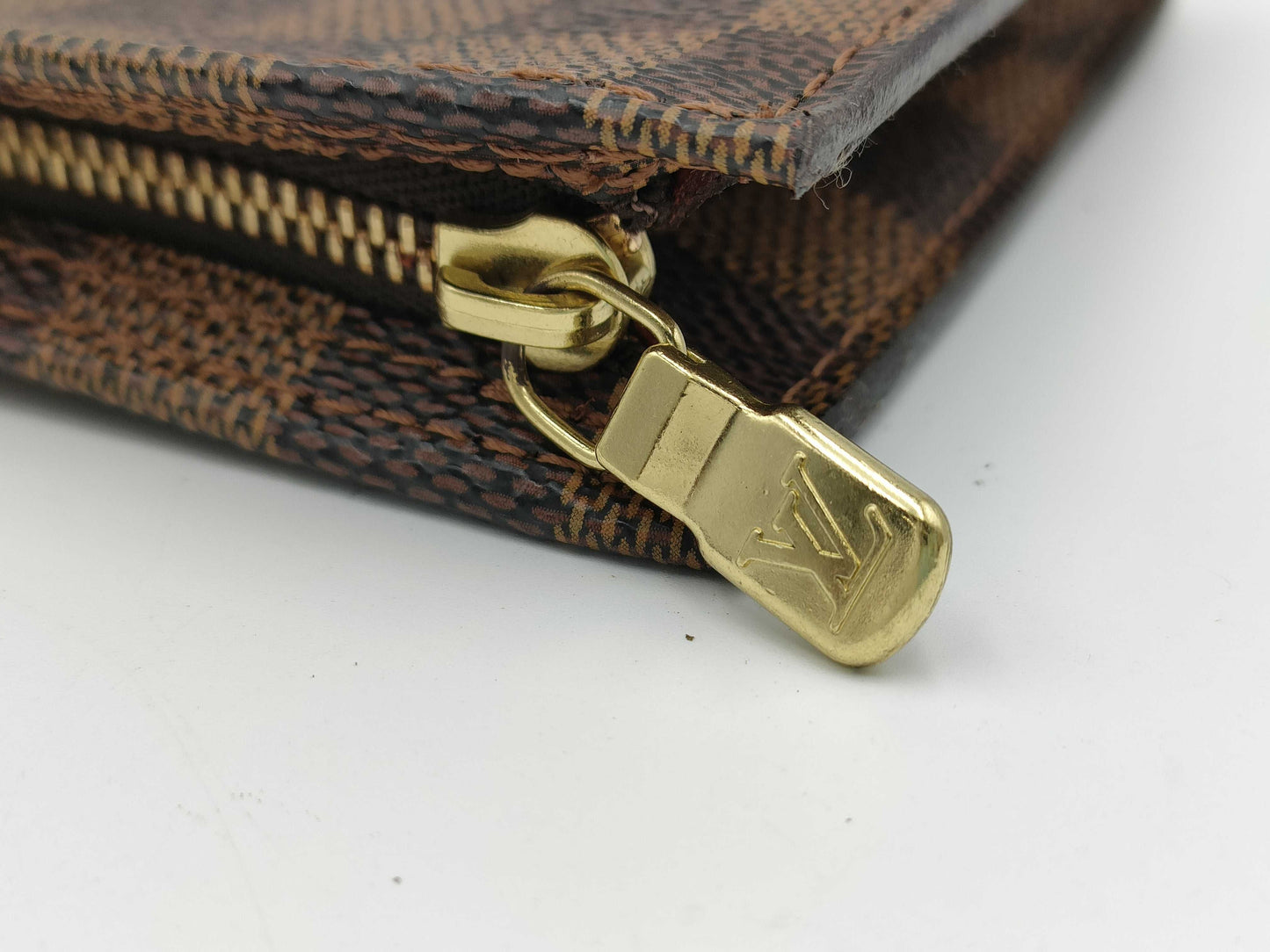 LOUIS VUITTON AR0918 Damier Pouch Pouch
