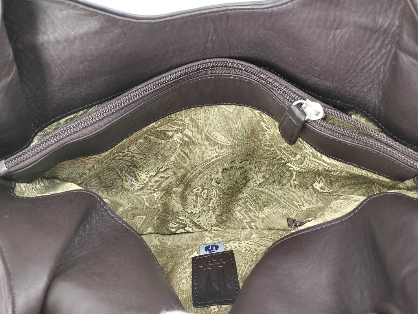 BURBERRY Longchamp etc. 4 tote bags in total