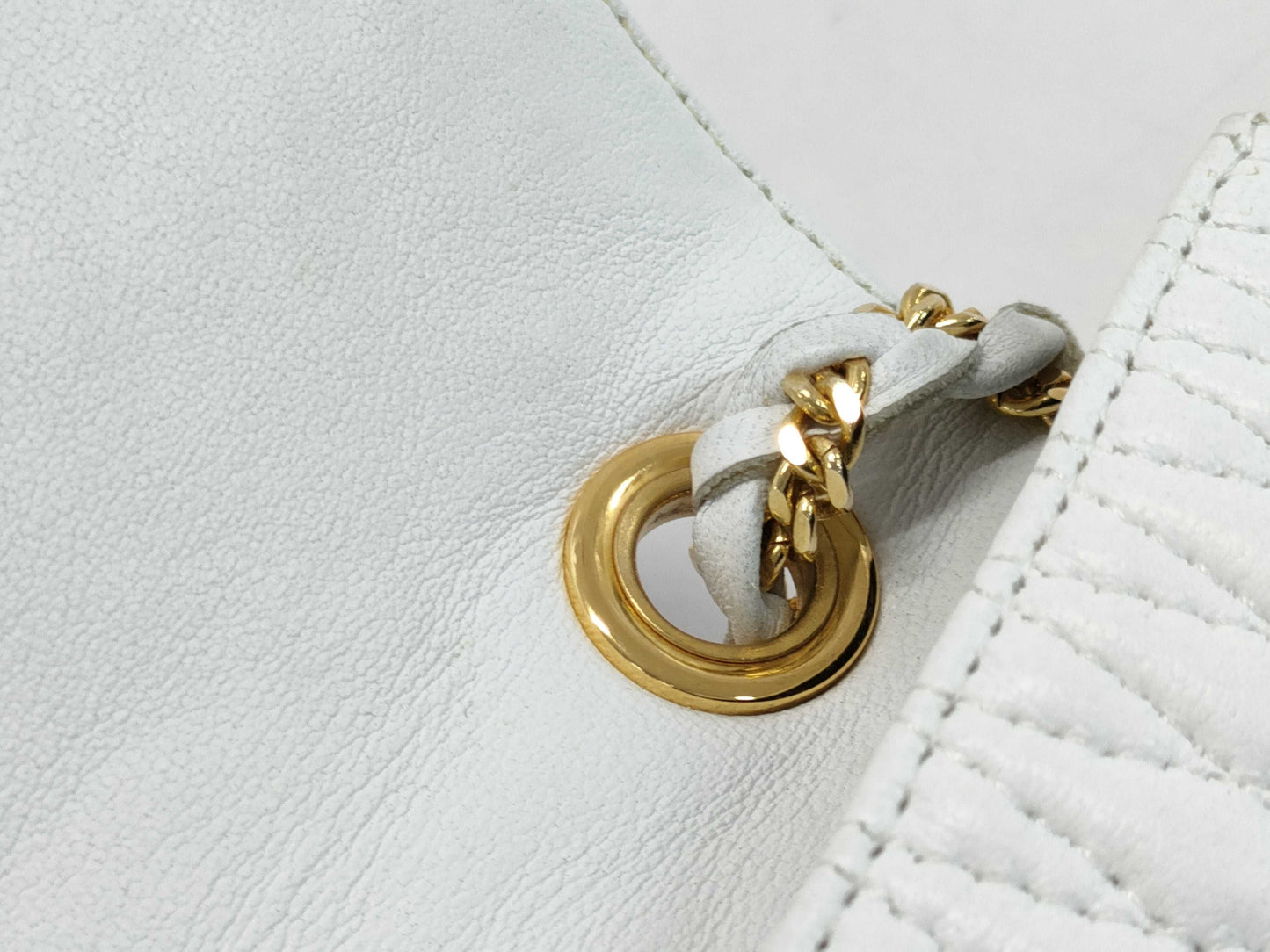 BALLY Quilted Shoulder Bag