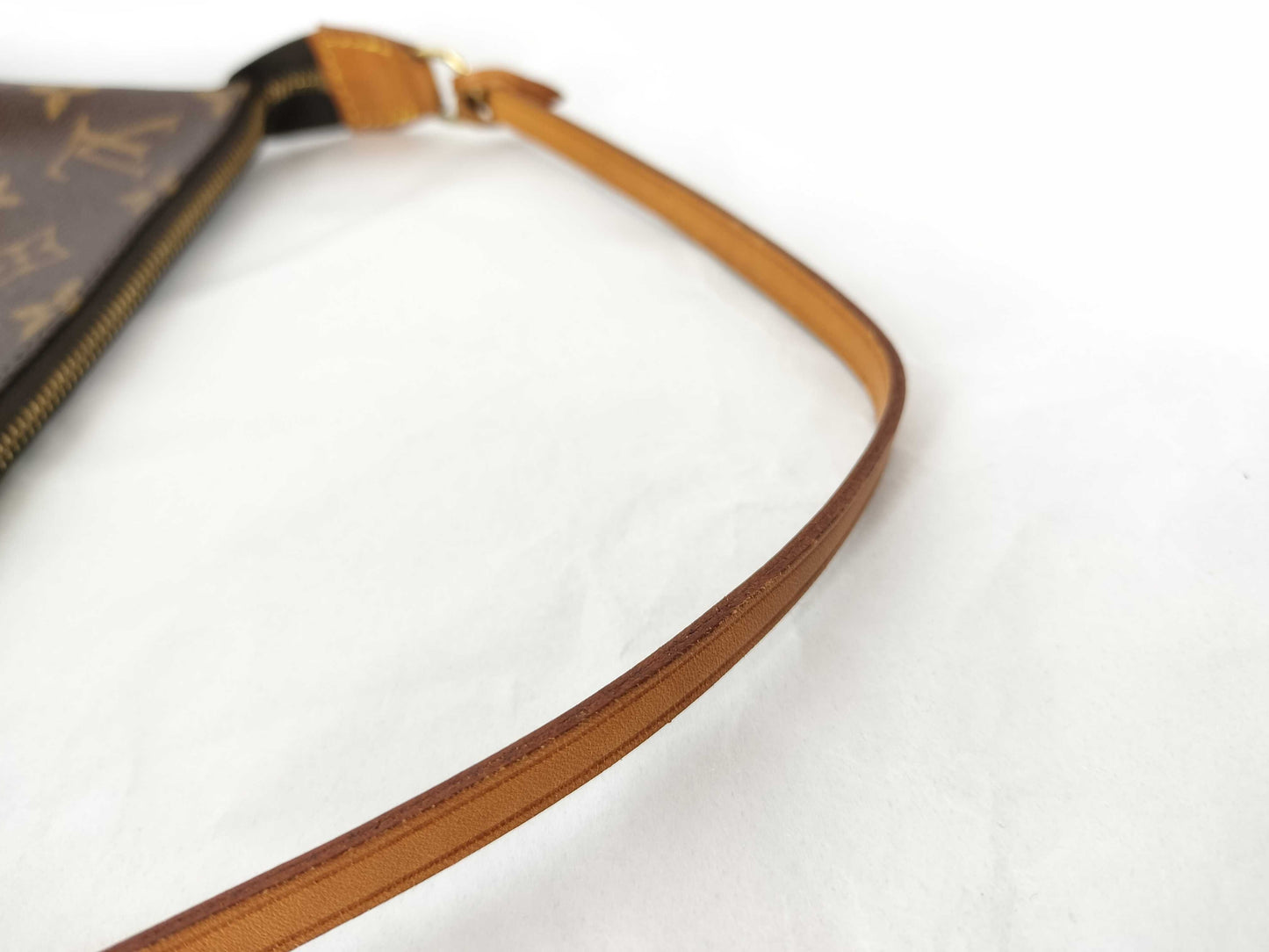 LOUIS VUITTON Monogram Pochette Accessoires Pouch