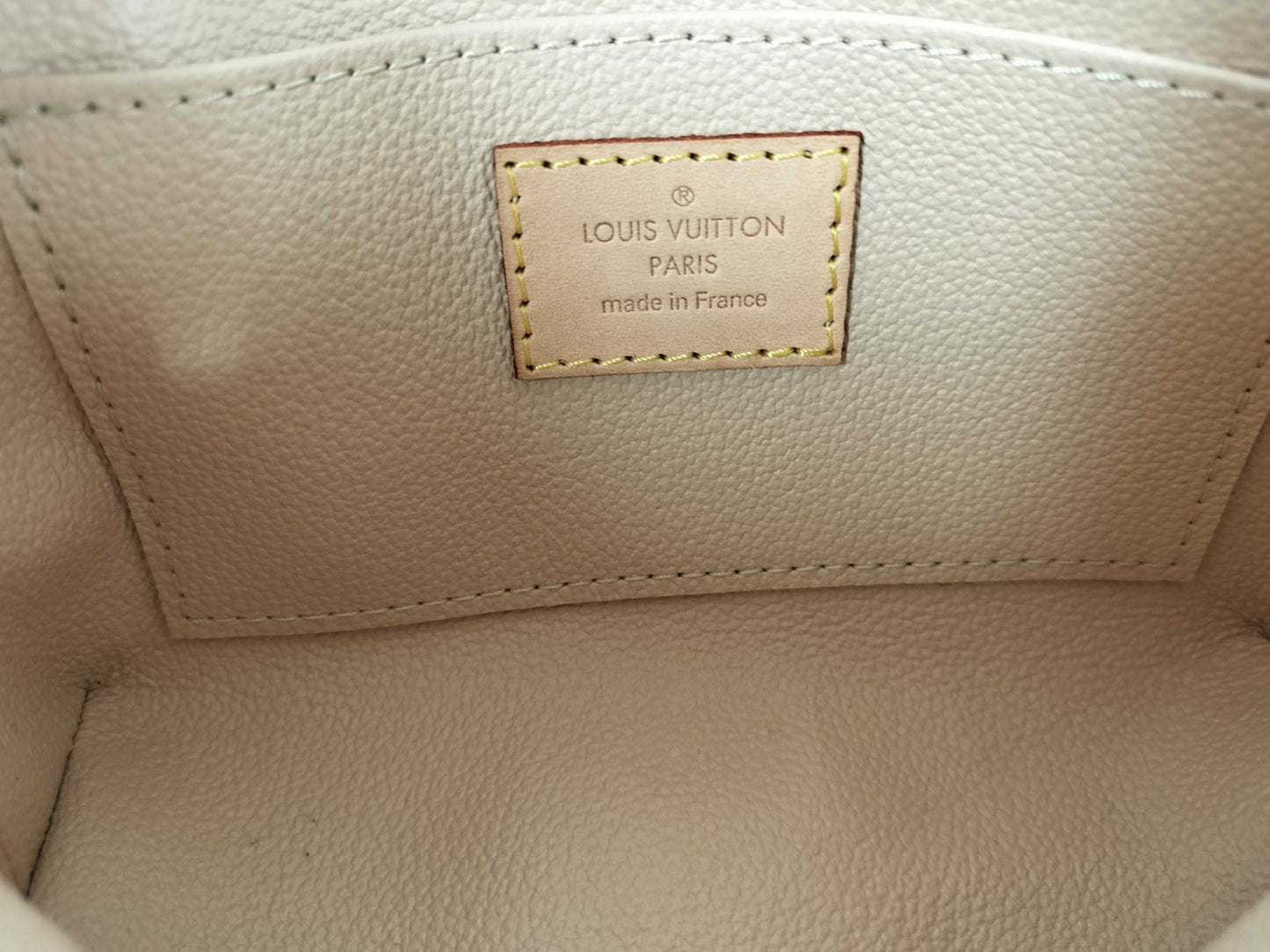 LOUIS VUITTON Monogram Pochette Cosmetic Pouch