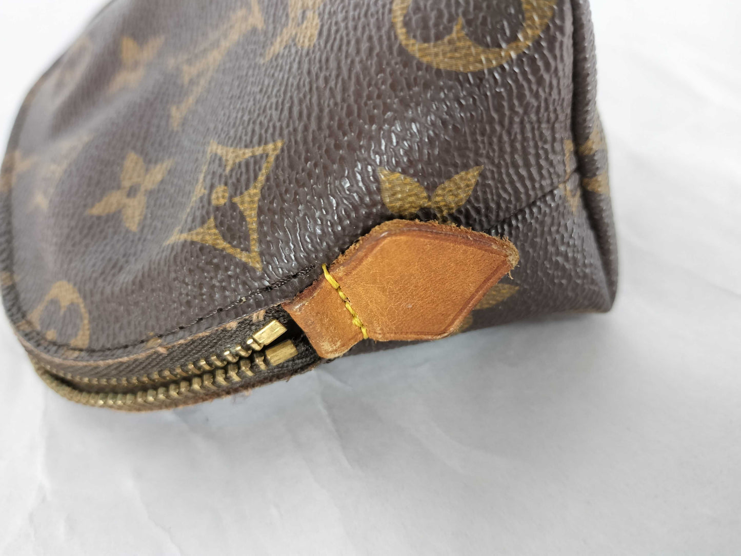 LOUIS VUITTON Monogram Pochette Cosmetic Pouch