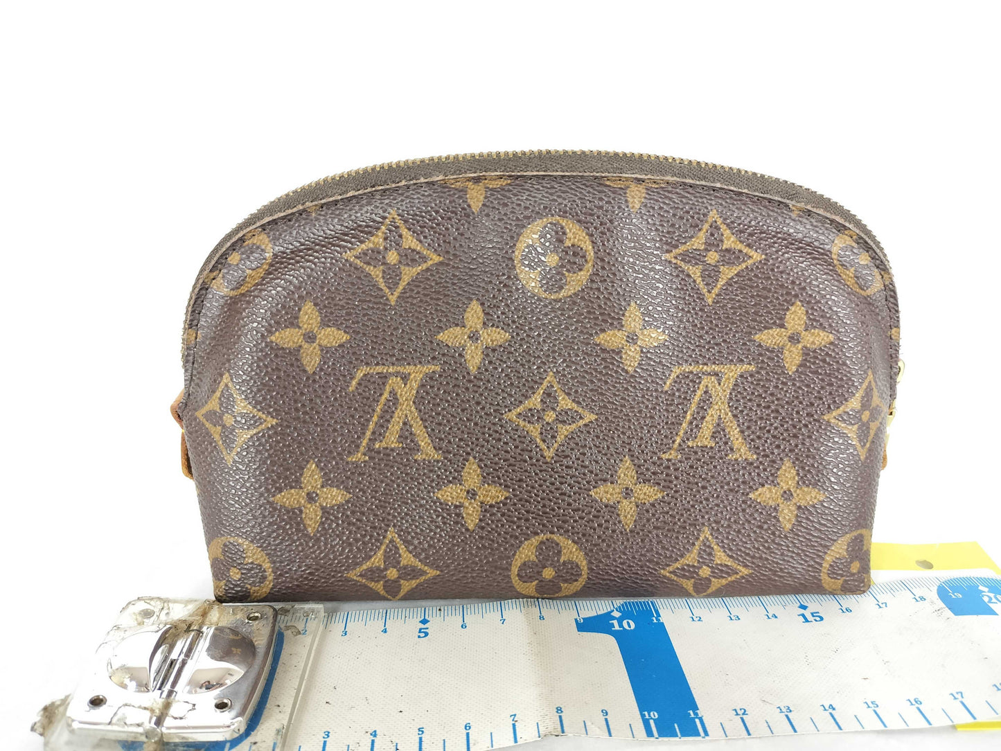 LOUIS VUITTON Monogram Pochette Cosmetic Pouch