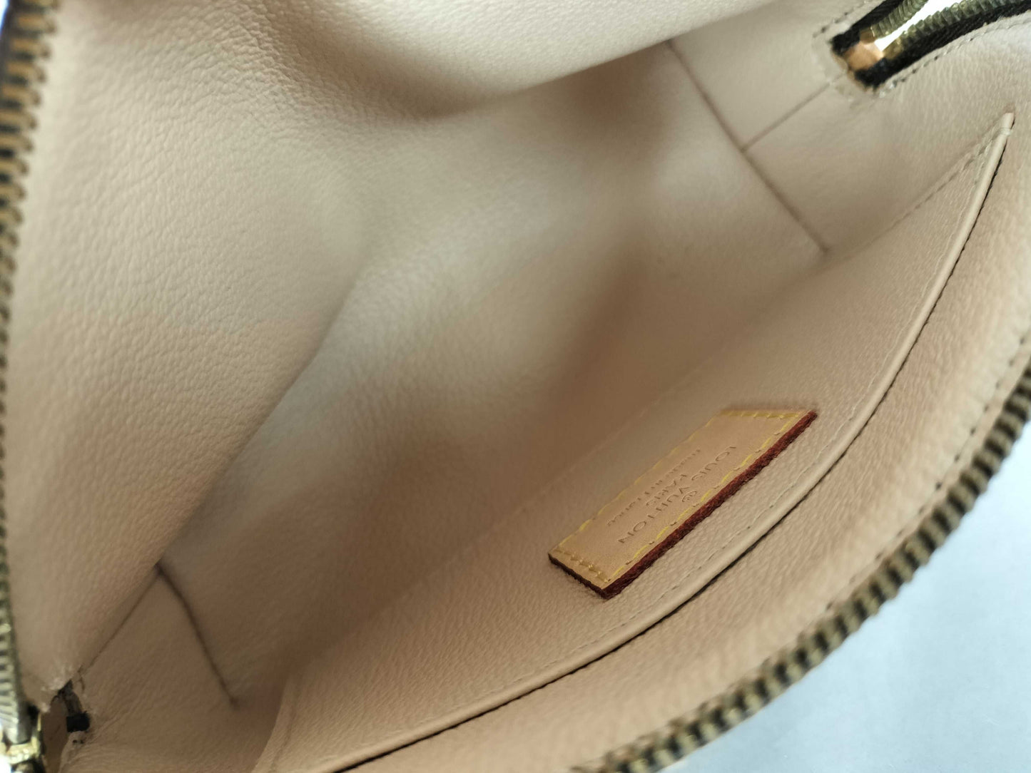 LOUIS VUITTON Monogram Pochette Cosmetic Pouch