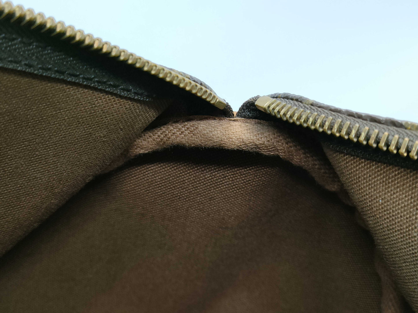 LOUIS VUITTON Speedy 35 Boston Bag