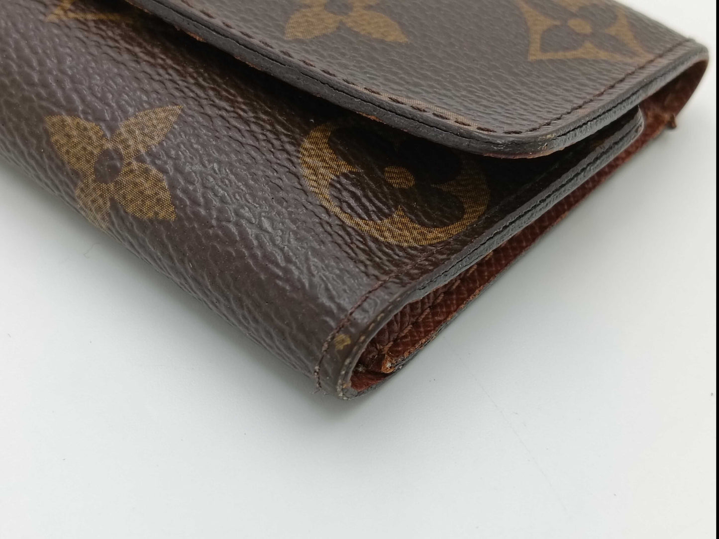 LOUIS VUITTON Monogram Multicle 6 Key Case/Key Holder