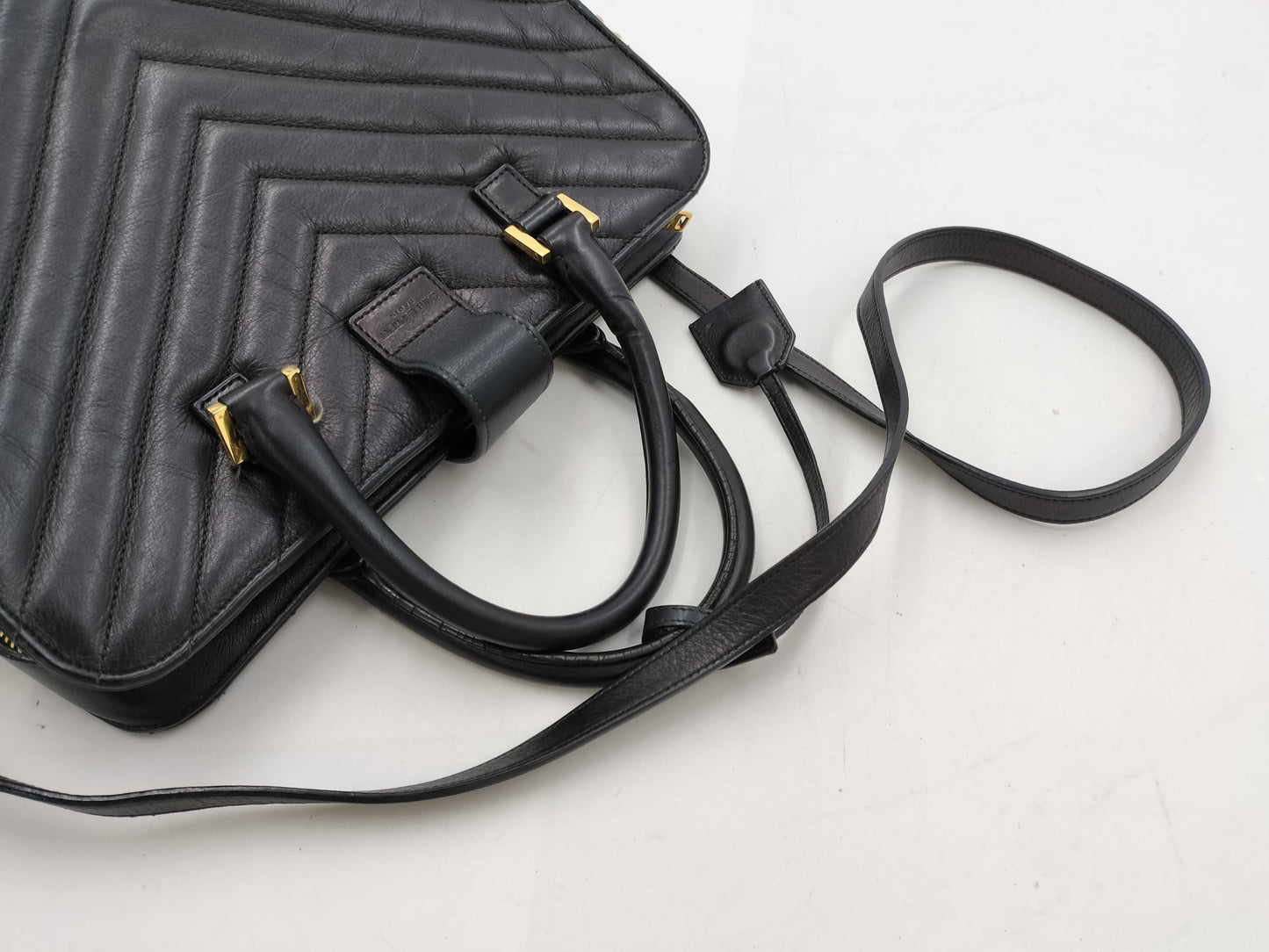 Yves Saint Laurent Black Shoulder Zipper Handbag