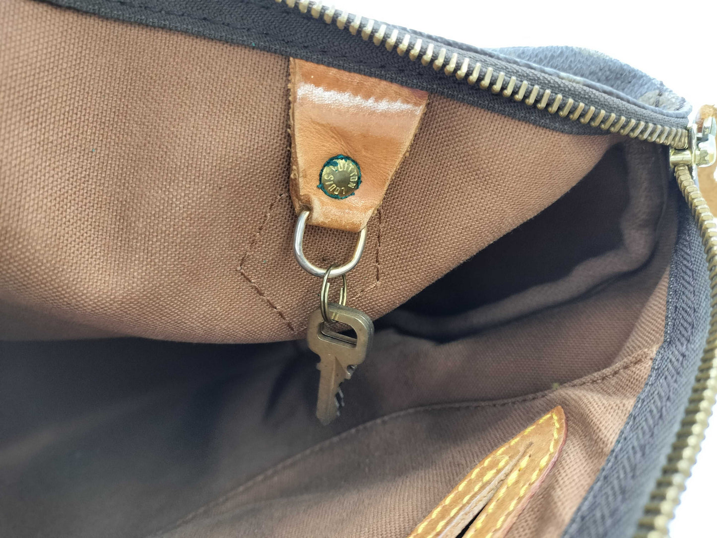 LOUIS VUITTON Monogram Speedy 30 Boston Bag