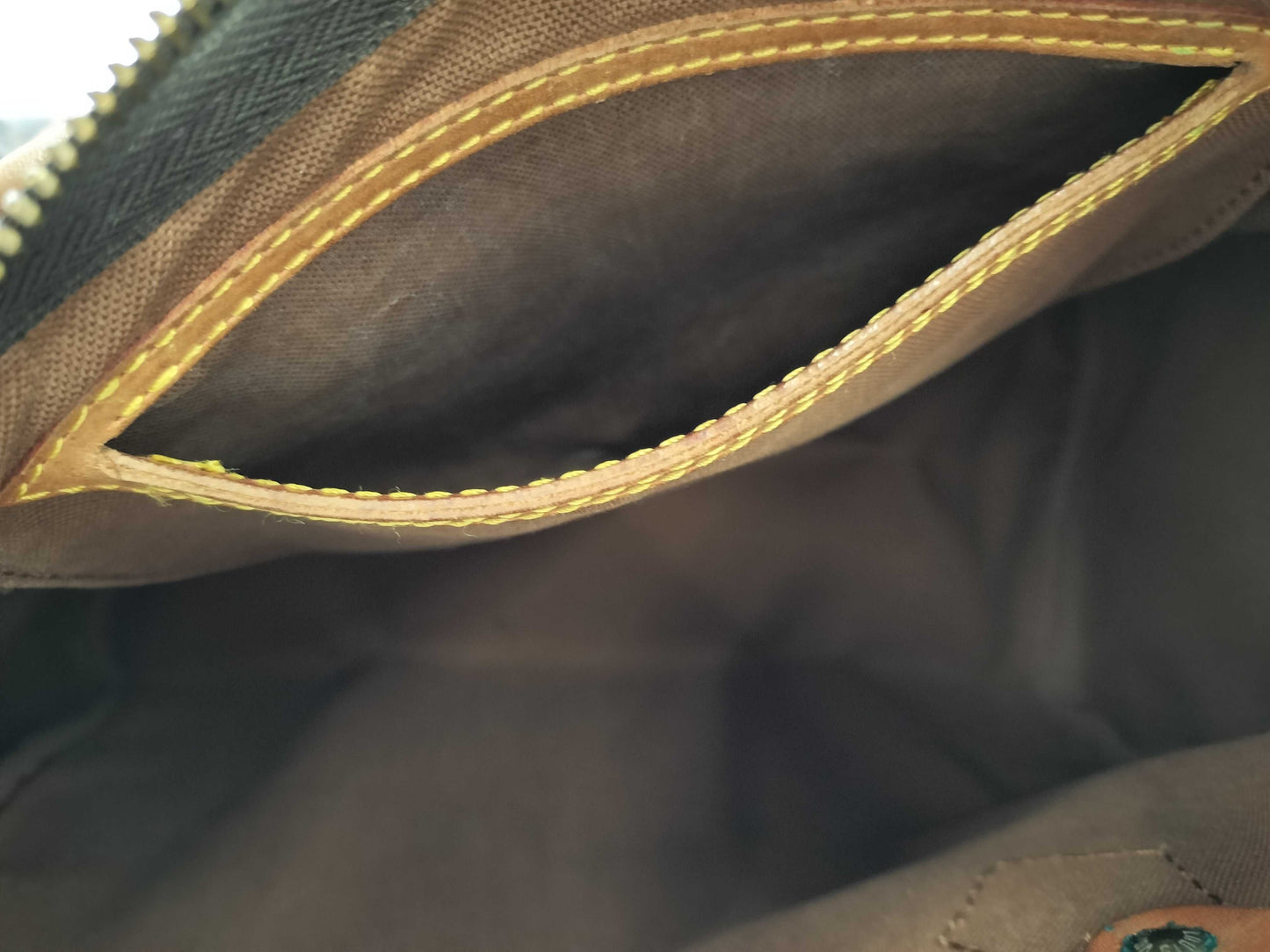 LOUIS VUITTON Monogram Speedy 30 Boston Bag