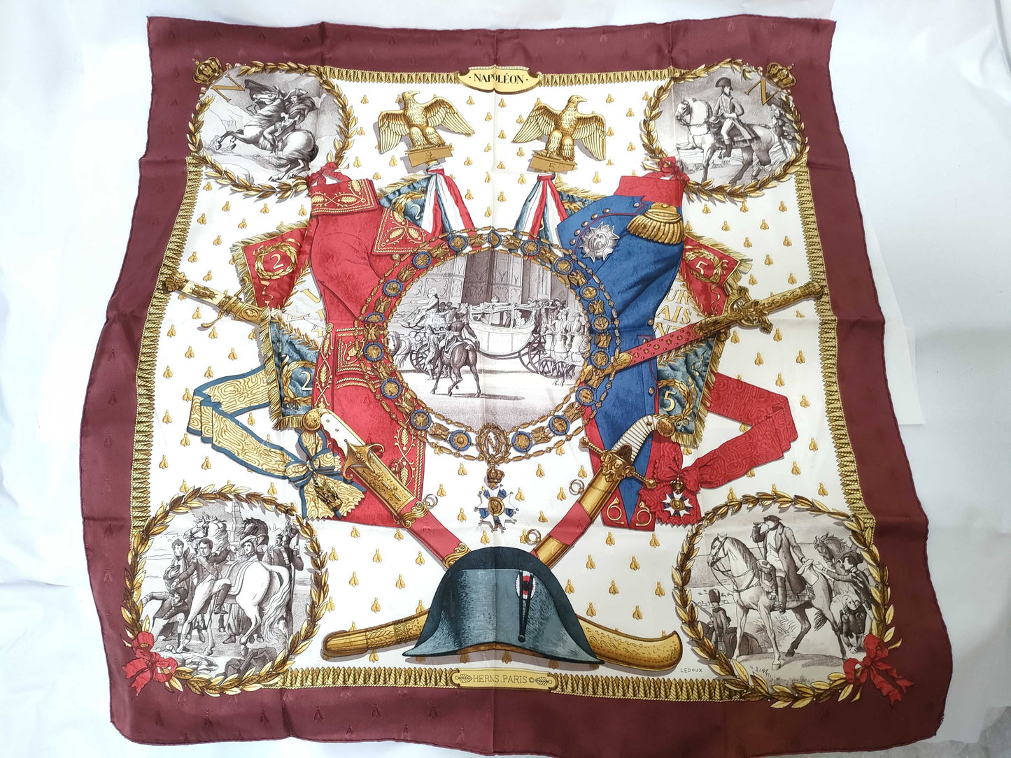 HERMES Carre Carre 90 LEDOUX Scarf