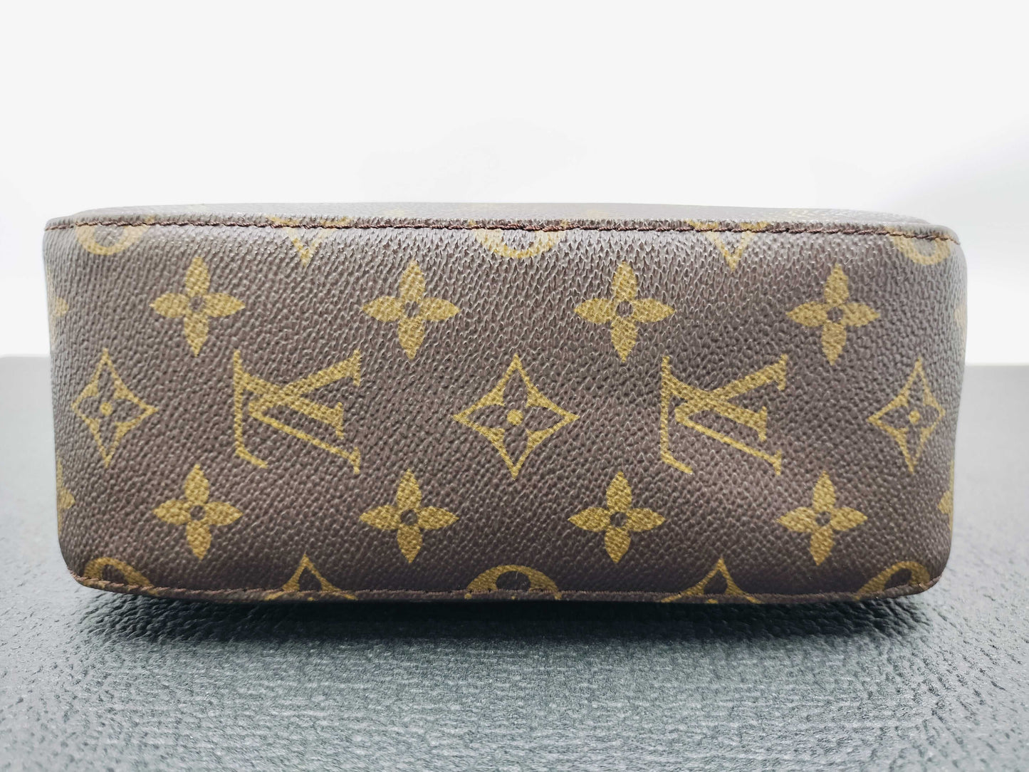 LOUIS VUITTON AR0042 Monogram M47500 Spontini Handbag without Shoulder Strap