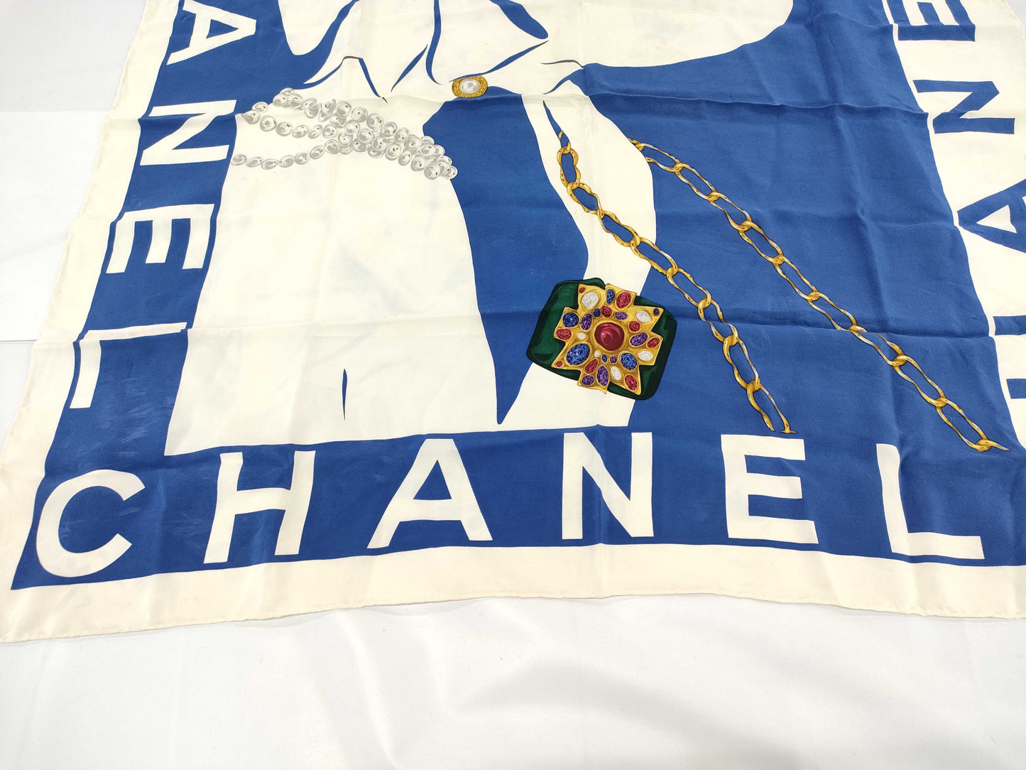 CHANEL logo scarf scarf
