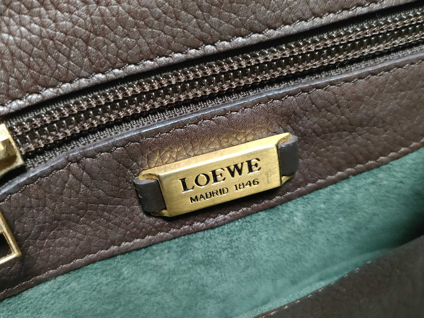LOEWE Leather One-Shoulder Logo Shoulder Bag