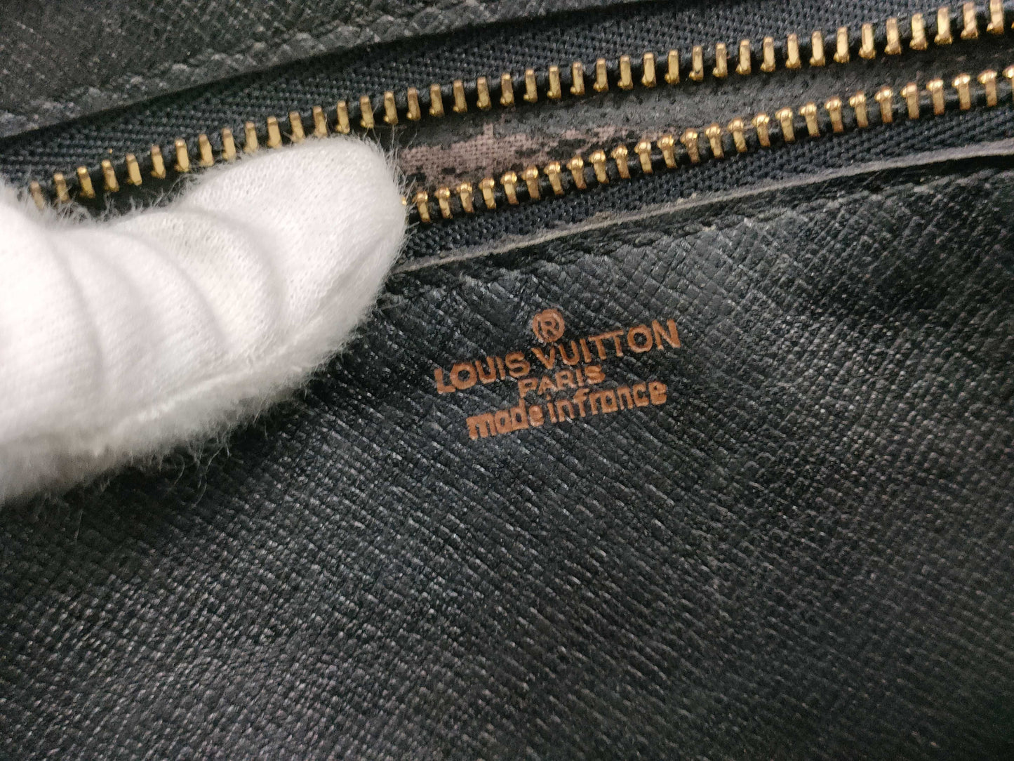 LOUIS VUITTON Epi Trocadero Shoulder Bag