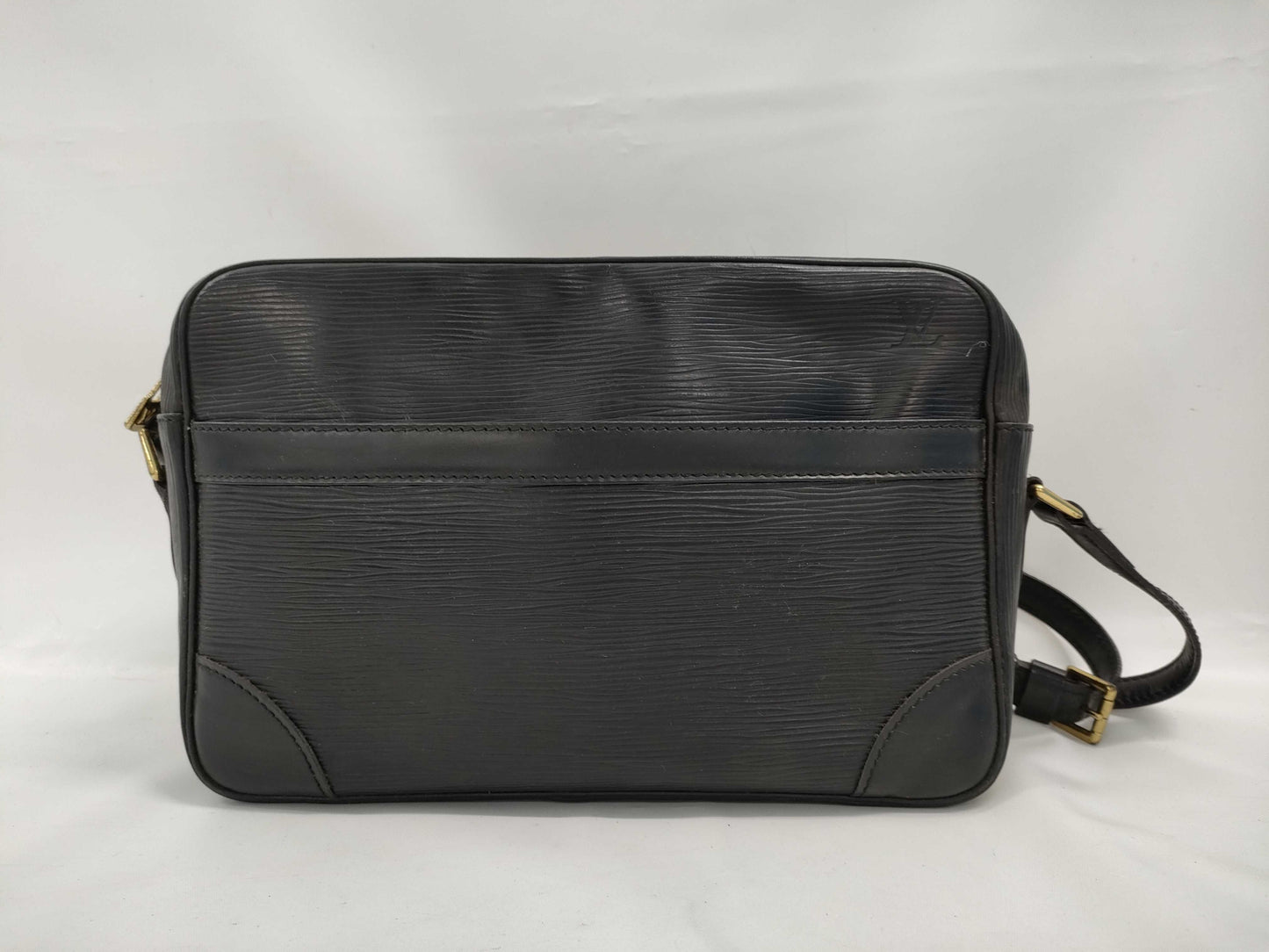 LOUIS VUITTON Epi Trocadero Shoulder Bag