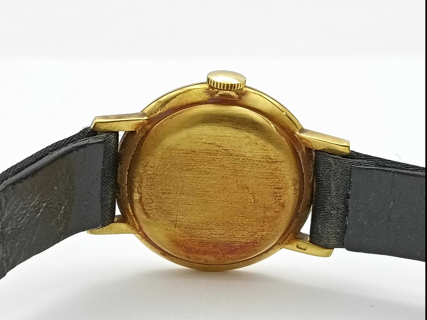 Hand-wound K18 ladies' watch