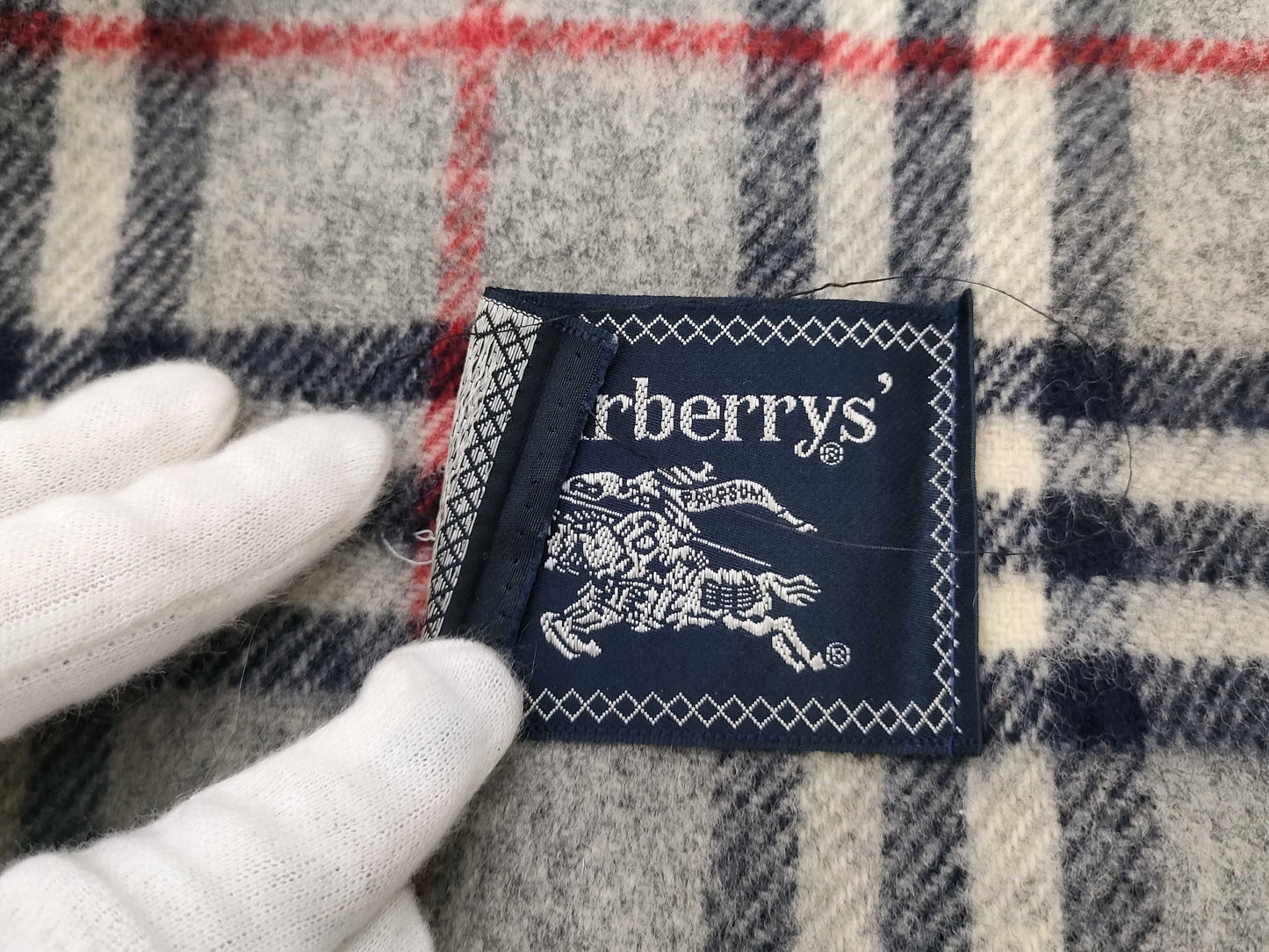 BURBERRY Nova Check Gray Scarf